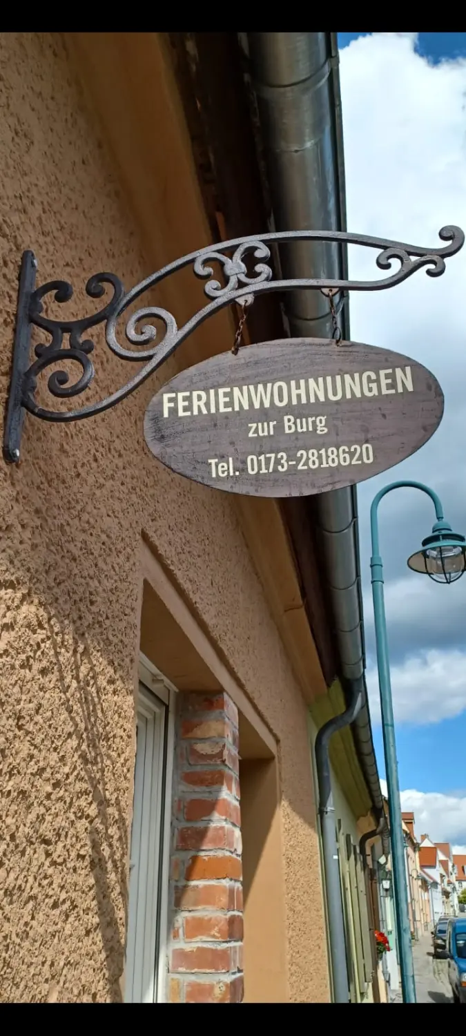 https://20visu9257nummer1.webflow.io/