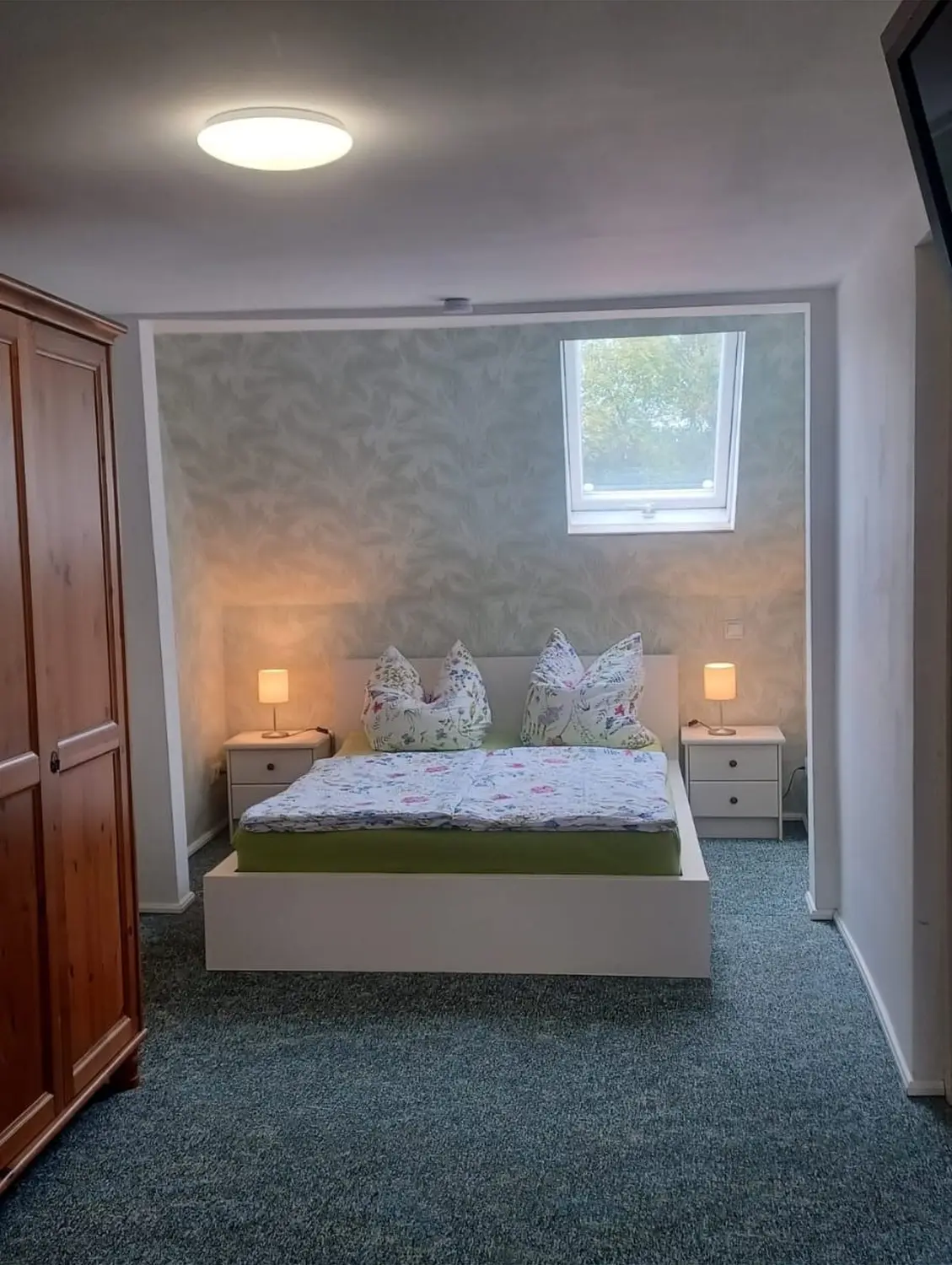 Schlafzimmer der Ferienwohnung zur Burg